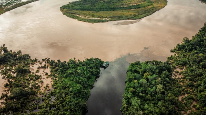 Amazon-cruiser-Mamore-river